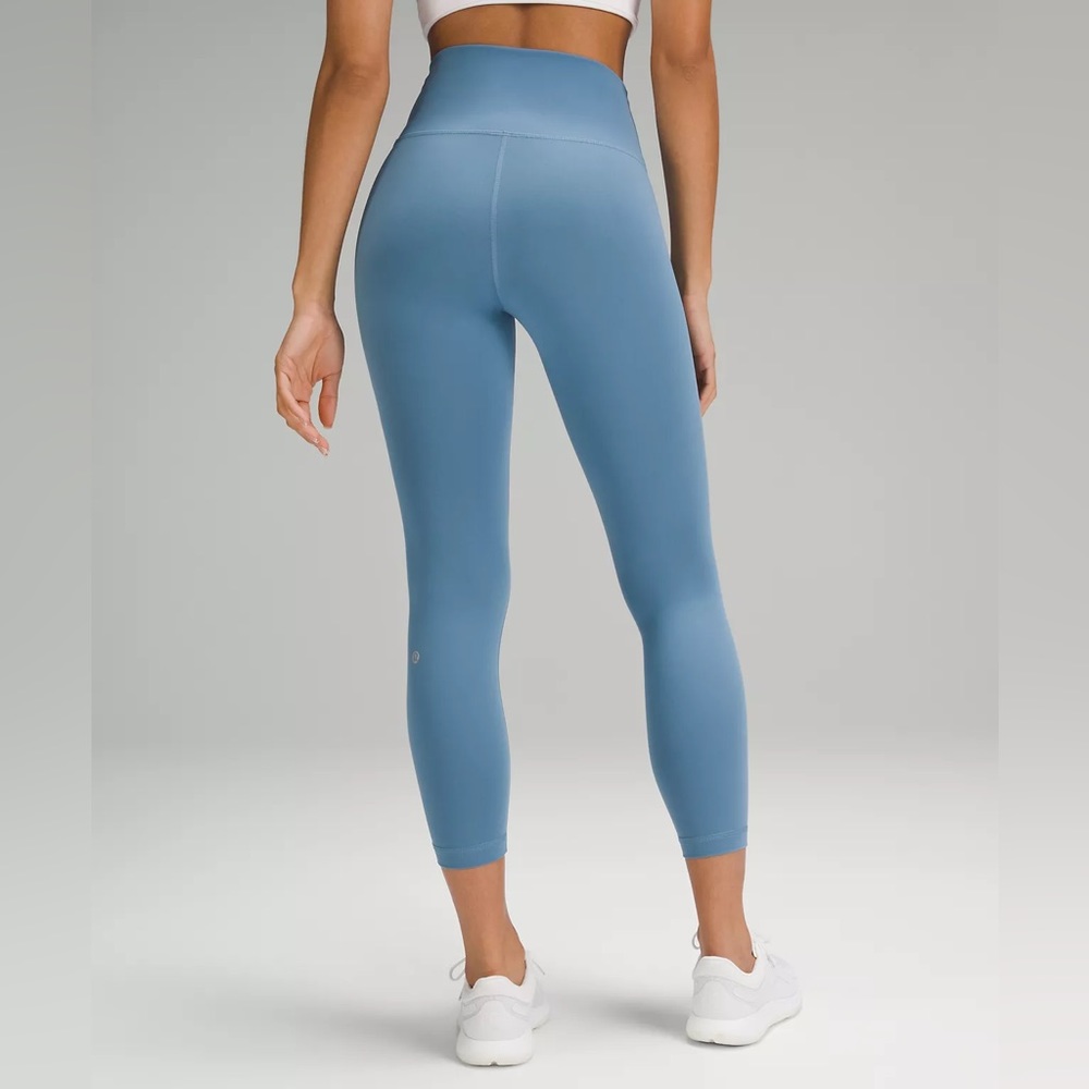 Lululemon Wunder Train HR Tight 28" - Picture 4 of 14